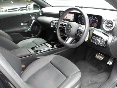 2024 MERCEDES-BENZ C-CLASS 照片 4