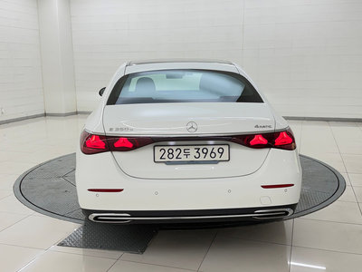 2025 Mercedes-BENZ E-CLASS 照片 3