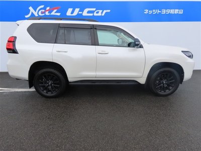 TOYOTA LAND CRUISER PRADO - 9