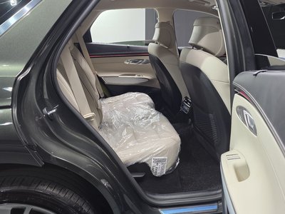 2024 Genesis GV70 缩略图 17