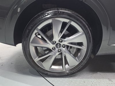 صورة 6 لـ 2024 Genesis GV70