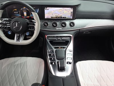 2022 Mercedes-BENZ GT AMG — фото 5