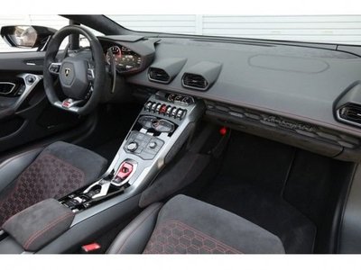 LAMBORGHINI HURACAN - 8