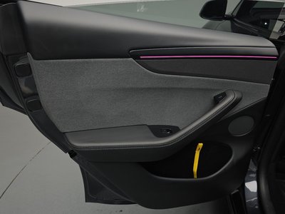 2025 Tesla MODEL Y — миниатюра 15