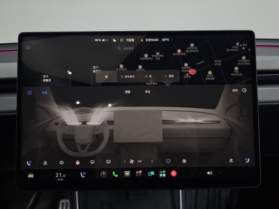 2025 Tesla MODEL Y — миниатюра 21