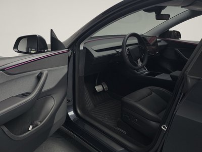 2025 Tesla MODEL Y — миниатюра 13