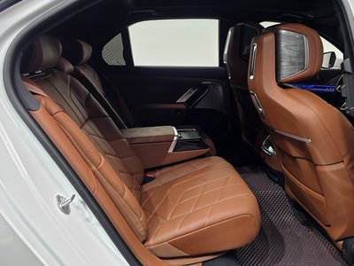 2024 BMW 7 SERIES 缩略图 18