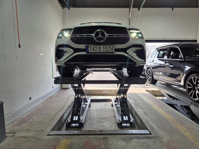 MERCEDES-BENZ GLE - 1