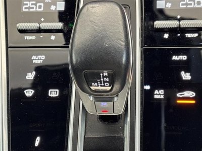 صورة مصغرة 35 لـ 2017 Porsche PANAMERA