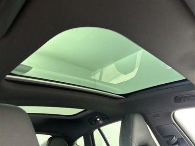 صورة 2 لـ 2017 Porsche PANAMERA