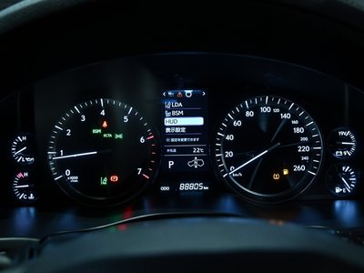 صورة مصغرة 26 لـ 2017 Lexus LX