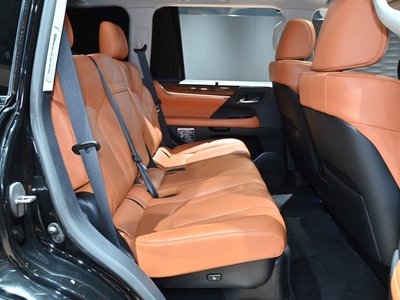 صورة مصغرة 24 لـ 2017 Lexus LX