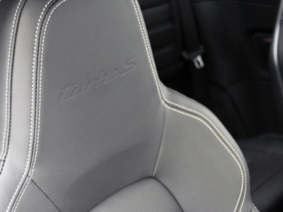 2022 Porsche 911 — миниатюра 17