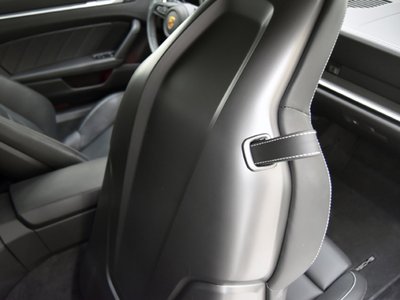 2022 Porsche 911 — миниатюра 28