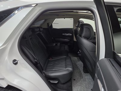 2023 Genesis GV70 缩略图 23