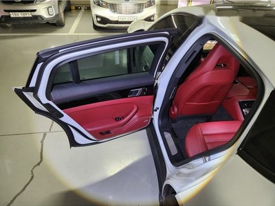 صورة 10 لـ 2021 Porsche PANAMERA
