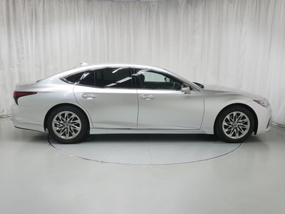LEXUS LS - 6