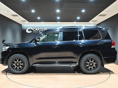 صورة 5 لـ 2017 Toyota LAND CRUISER 200