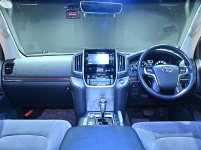 2017 Toyota LAND CRUISER 200 缩略图 12