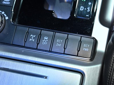 2017 Toyota LAND CRUISER 200 缩略图 34