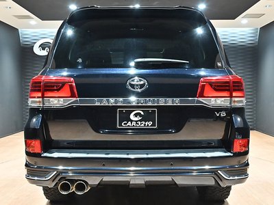 صورة 4 لـ 2017 Toyota LAND CRUISER 200
