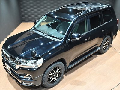 صورة 7 لـ 2017 Toyota LAND CRUISER 200