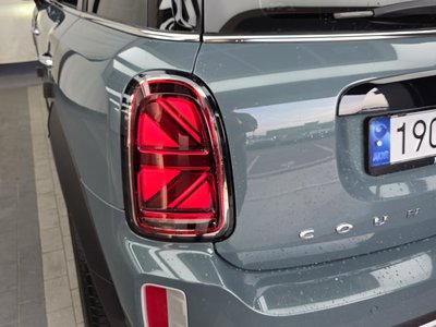 MINI COUNTRYMAN - 10