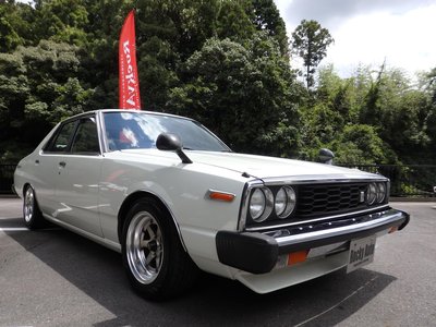 NISSAN SKYLINE - 2