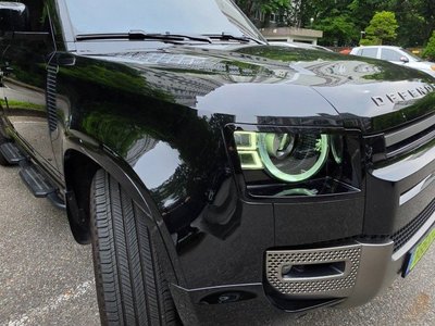 LAND ROVER DEFENDER - 6