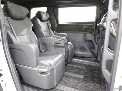 TOYOTA ALPHARD - 9