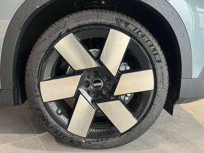 صورة مصغرة 19 لـ 2026 MINI COOPER COUNTRYMAN