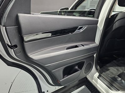 2021 Genesis GV80 thumbnail 19
