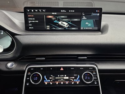 2021 Genesis GV80 thumbnail 15