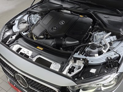 MERCEDES-BENZ E-CLASS - 7