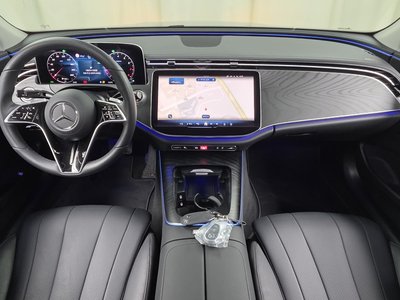 MERCEDES-BENZ E-CLASS - 5