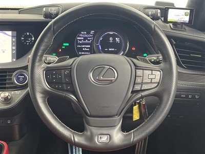2018 Lexus LS thumbnail 12