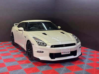 NISSAN GT-R - 7
