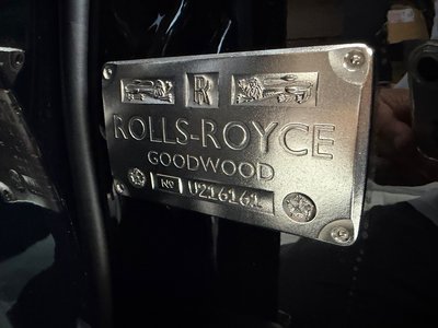 2025 ROLLS-ROYCE CULLINAN — миниатюра 28