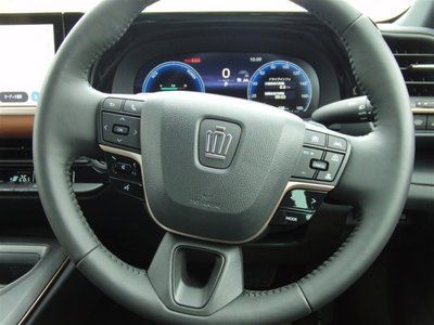 2023 Toyota CROWN CROSSOVER — миниатюра 12