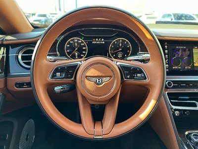 BENTLEY FLYING SPUR - 10