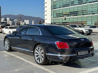 BENTLEY FLYING SPUR - 4