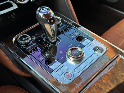 BENTLEY FLYING SPUR - 9