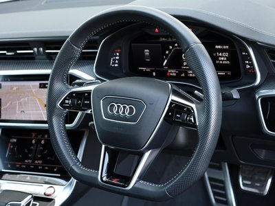 AUDI S6 - 6