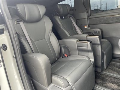 2025 Toyota ALPHARD — миниатюра 25