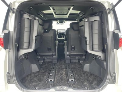 2025 Toyota ALPHARD — миниатюра 31