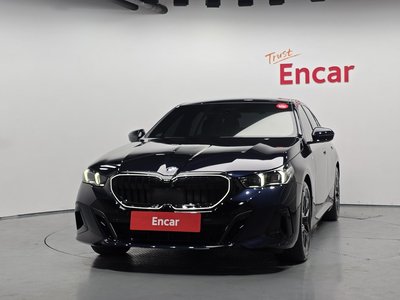 BMW 5 SERIES - 2