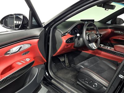 2021 Genesis GV70 — миниатюра 13