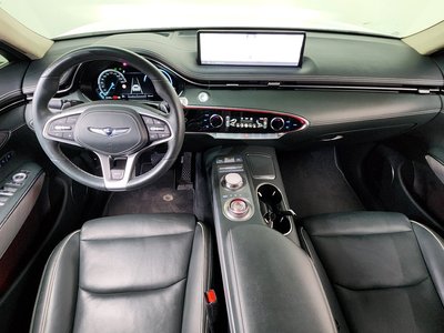 GENESIS ELECTRIFIED GV70 - 5