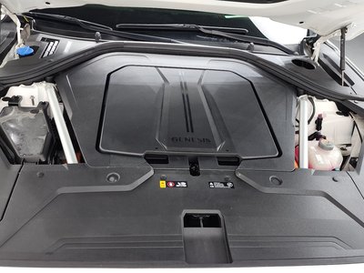 GENESIS ELECTRIFIED GV70 - 7