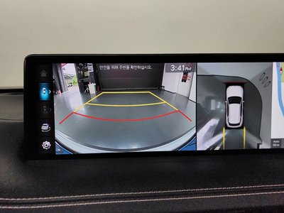 2022 Genesis ELECTRIFIED GV70 — миниатюра 20